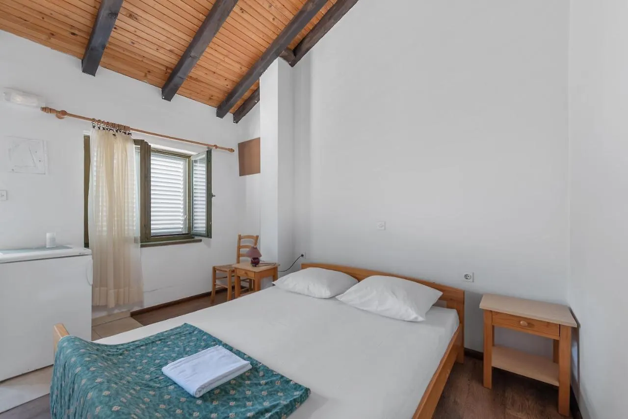 Aparthotel Vila Danica Dobropoljana