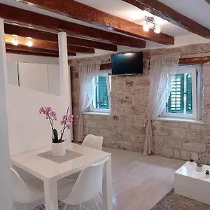  Apartment Makala Kroatien